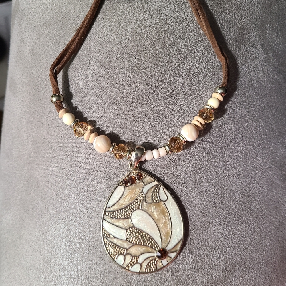Chic Brown Faux Suede Mother Pearl Cream Western Beaded Pendant Necklace